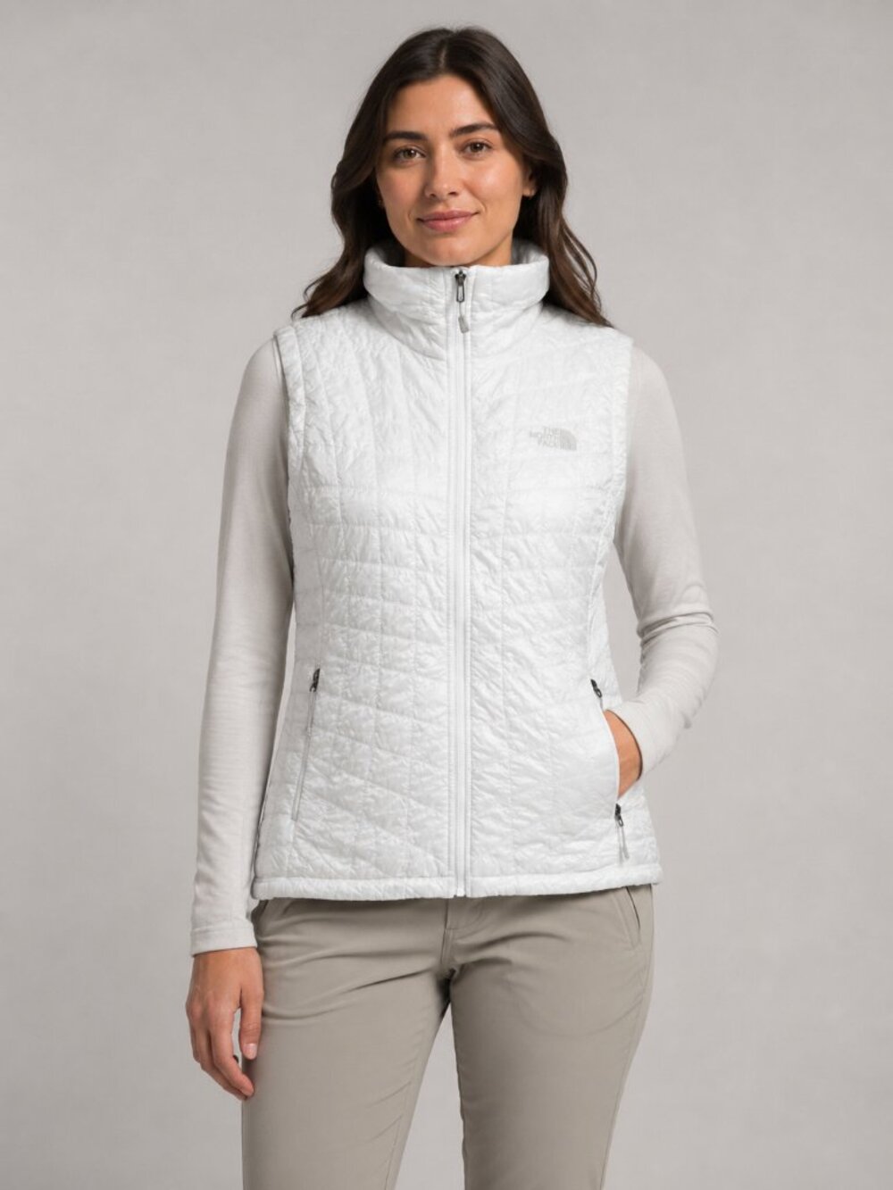 The North Face Women M White Quilted Puffer Vest Lightweight Zip Pockets Outdoor